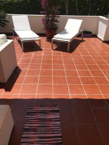 Hacienda Nagueles 1, 2 Bed 2 Bath, Large Terrace 400m From Appartement Marbella