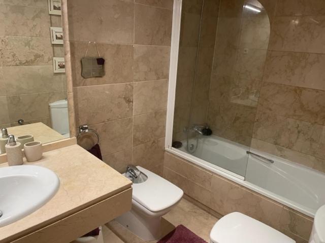Hacienda Nagueles 1, 2 Bed 2 Bath, Large Terrace 400m From Apartment *